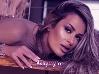 ashytaylor Super Webcam