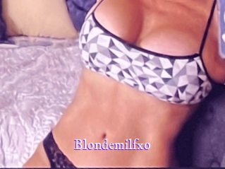 blondemilfxo Super Webcam
