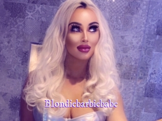 Blondiebarbiebabe