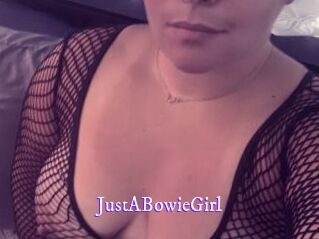 JustABowieGirl