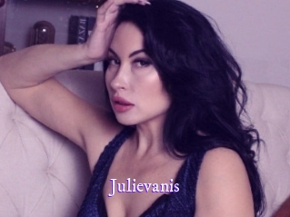 Julievanis