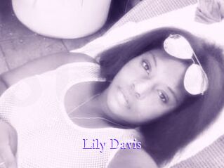 Lily_Davis