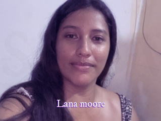 Lana_moore