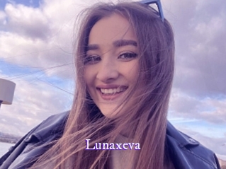 Lunaxeva