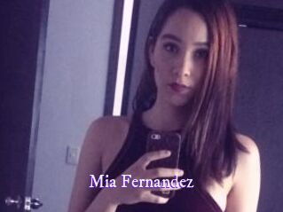 Mia_Fernandez