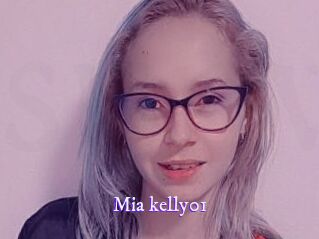 Mia_kelly01