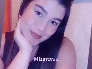 Miagreyxx