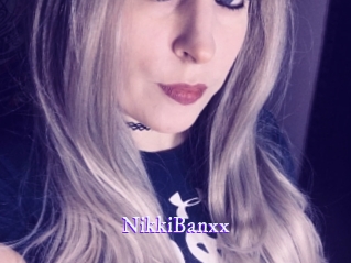 NikkiBanxx
