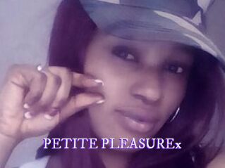 PETITE_PLEASUREx