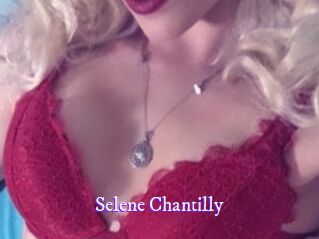 Selene_Chantilly