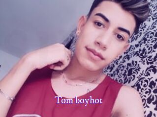 Tom_boyhot