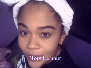 Toty_Lamour