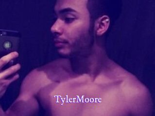 Tyler_Moore