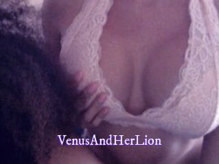 VenusAndHerLion Super Webcam
