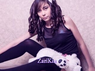 ZariKiss