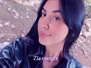 Zia_cooper
